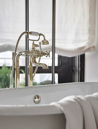 Смеситель Jacob Delafon Cleo 1889 E24314-BGG для ванны напольный