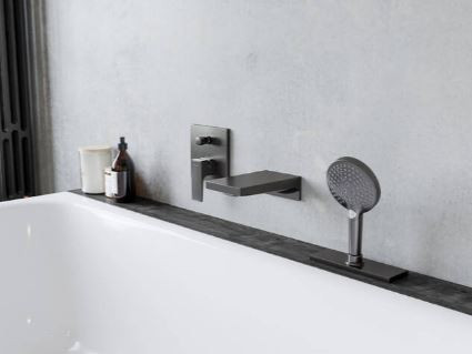 Излив Hansgrohe Metropol 32543340 для ванны черный хром