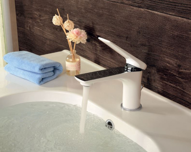 Смеситель Lemark Allegro LM5906CW для раковины