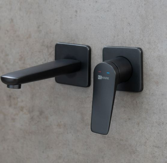 Смеситель Lemark Bronx LM3726BL для раковины настенный черный матовый