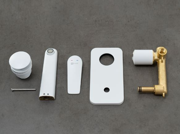 Смеситель Lemark Bronx LM3726MW для раковины настенный белый матовый