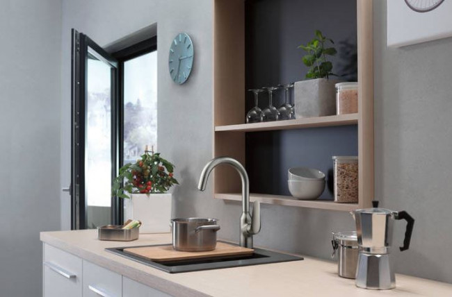 Смеситель Hansgrohe Focus M42 71802800 для кухни под сталь