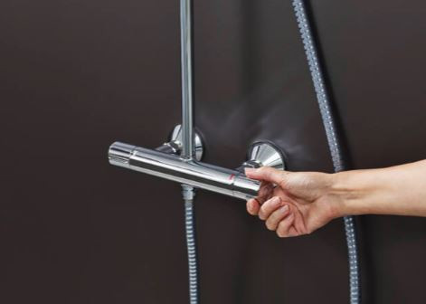 Душевая система Hansgrohe Vernis Blend Showerpipe 200 1jet Green 26318000 с термостатом