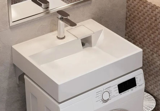 Раковина Paola Juno 500 над стиральной машиной